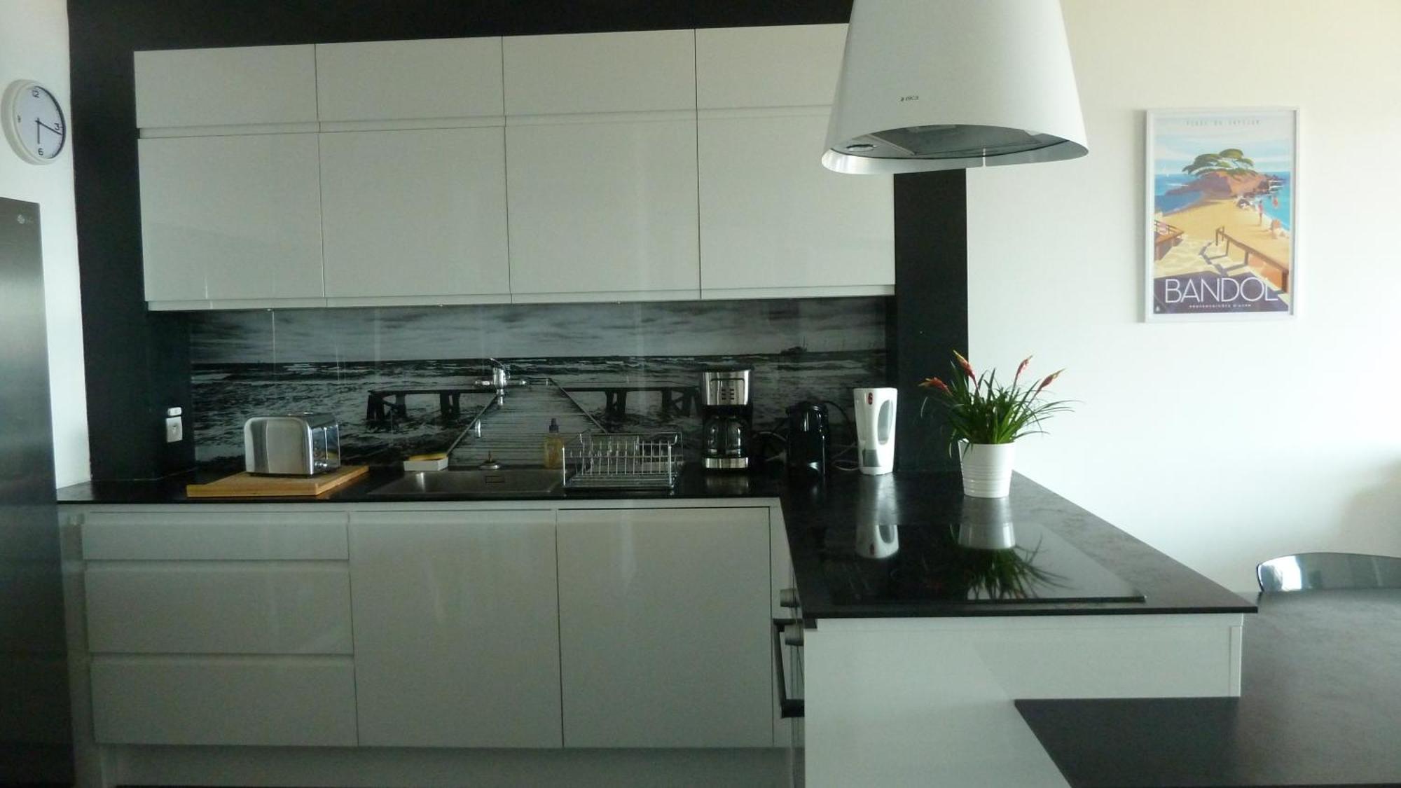 Front De Mer - Emplacement Prise - T2 Moderne Et Climatise - Tout A Pied 방돌 외부 사진