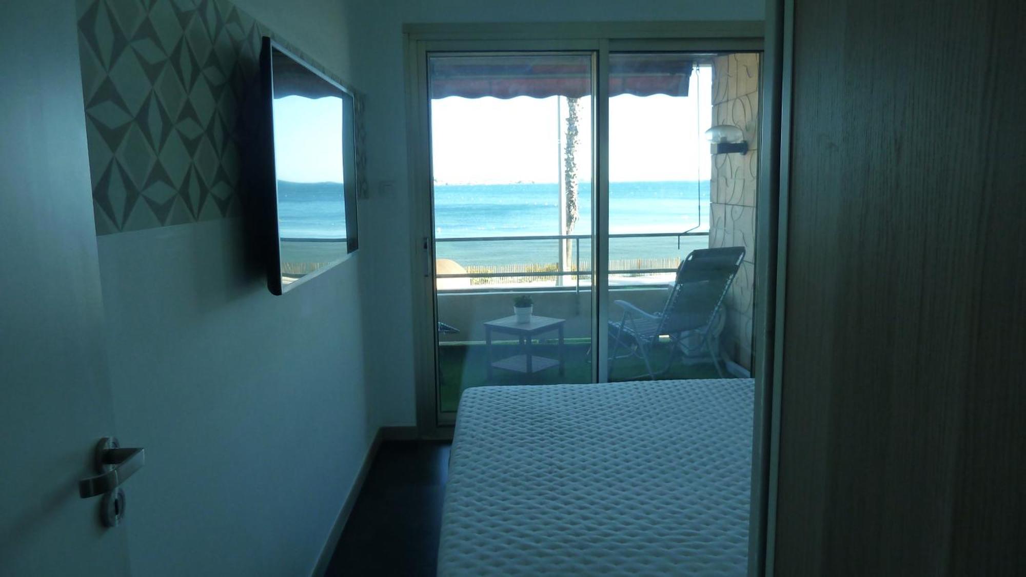 Front De Mer - Emplacement Prise - T2 Moderne Et Climatise - Tout A Pied 방돌 외부 사진